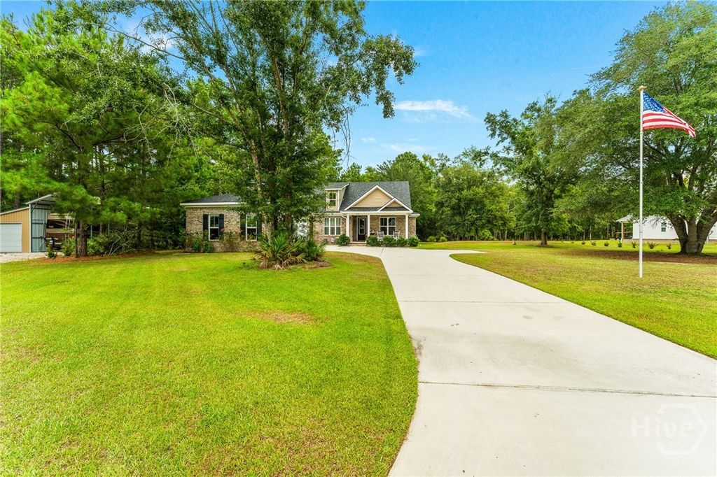 Image 6 of property listing at 238 Dean Drive, Guyton, GA 31312
