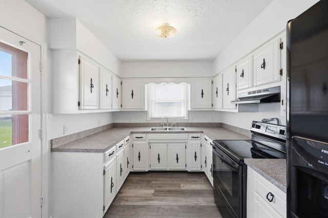 253 E Court Street, Lawrenceburg, KY 40342