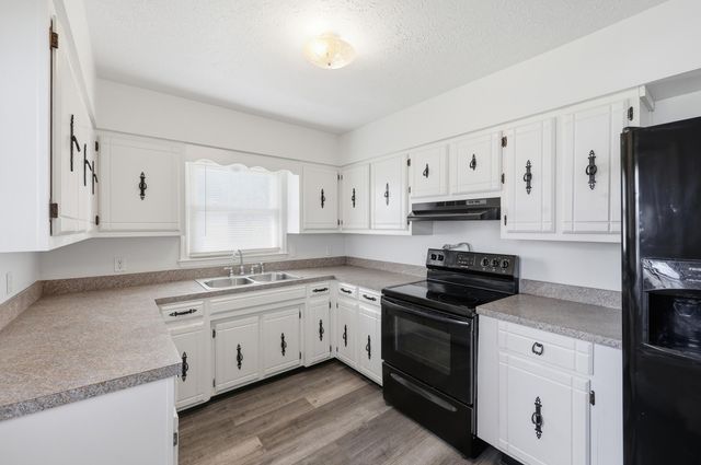 253 E Court Street, Lawrenceburg, KY 40342