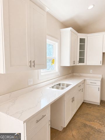 563 High Road, Carnesville, GA 30521