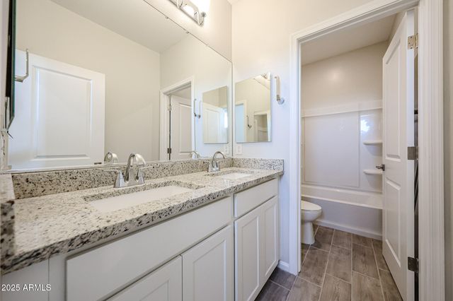 17925 W MONTANA DE ORO Drive, Surprise, AZ 85387