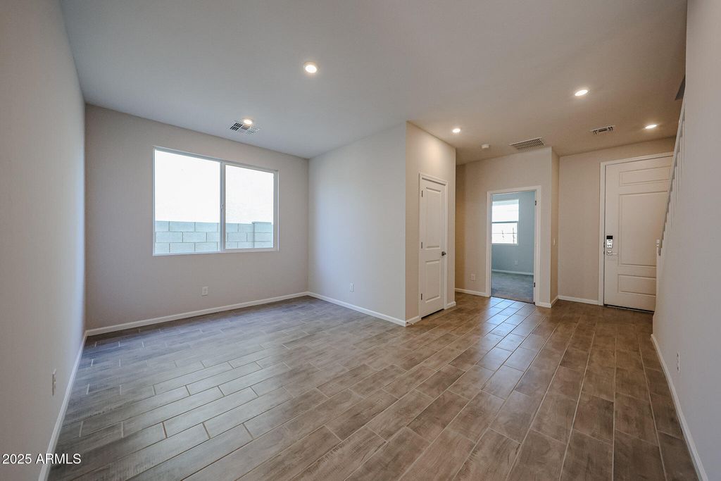 17925 W MONTANA DE ORO Drive, Surprise, AZ 85387 — photo 4