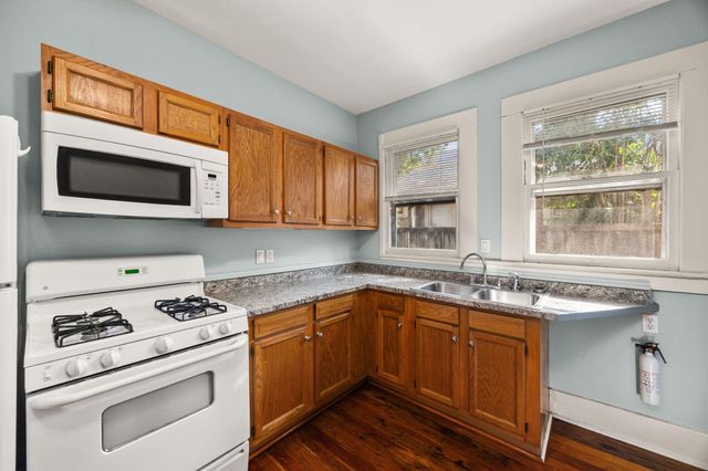 2621 & 2623 Beauchamp Street, Houston, TX 77009