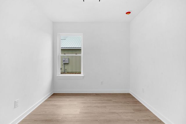 964 W 9Th St, St Augustine, FL 32084