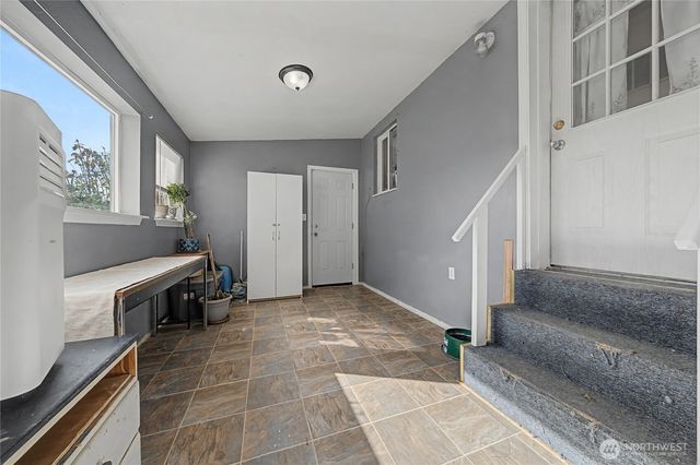 7581 Rainier NE, Moses Lake, WA 98837