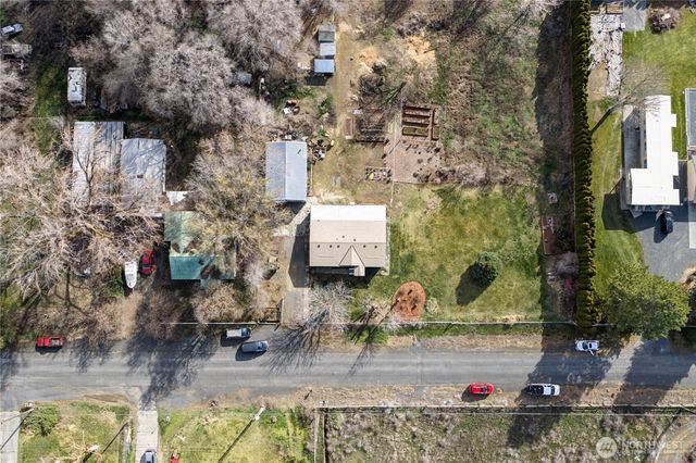 7581 Rainier NE, Moses Lake, WA 98837