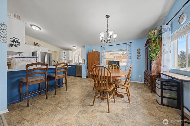 7581 Rainier NE, Moses Lake, WA 98837