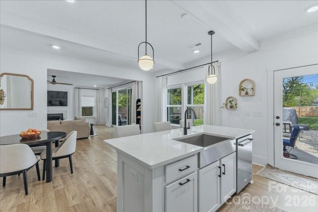 2904 Clemson Avenue, Charlotte, NC 28205