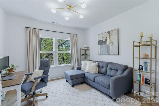 2904 Clemson Avenue, Charlotte, NC 28205