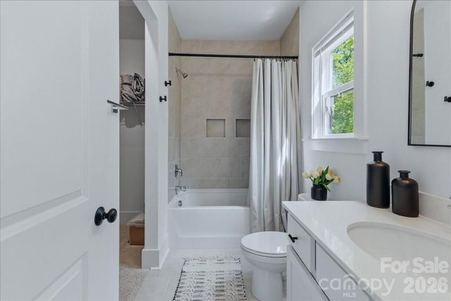 2904 Clemson Avenue, Charlotte, NC 28205