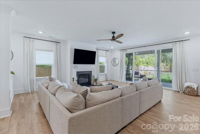 2904 Clemson Avenue, Charlotte, NC 28205