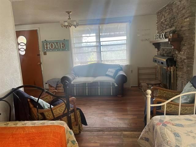 711 Council ST, Burnet, TX 78611