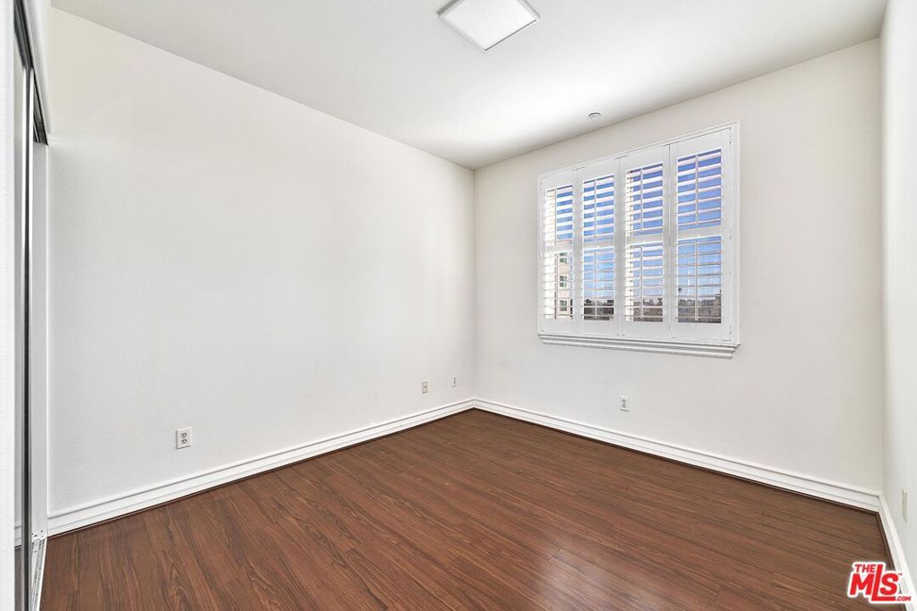3140 San Marino Street 301, Los Angeles, CA 90006 — photo 5