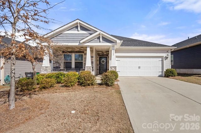 9842 Festival Way, Charlotte, NC 28215