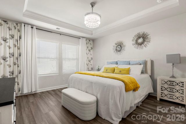 9842 Festival Way, Charlotte, NC 28215