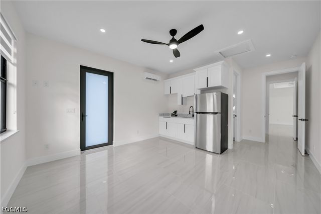 301 E 17th ST, Lehigh Acres, FL 33972