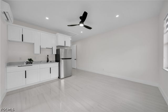 301 E 17th ST, Lehigh Acres, FL 33972