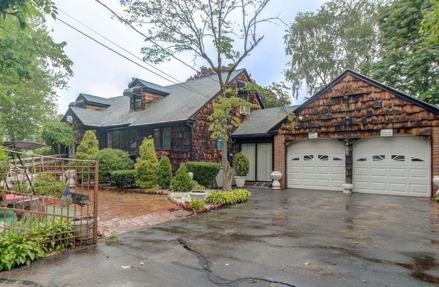 64 Durso Avenue, Lawrence, MA 01843
