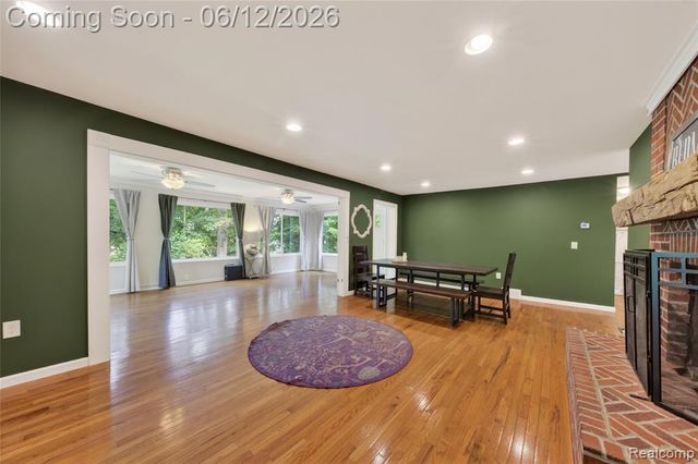 5831 Winans Drive, Brighton, MI 48116