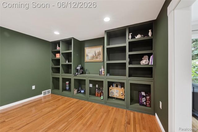 5831 Winans Drive, Brighton, MI 48116
