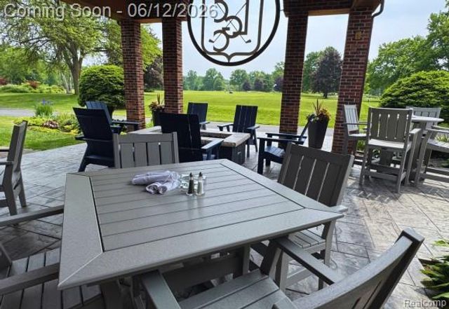 5831 Winans Drive, Brighton, MI 48116