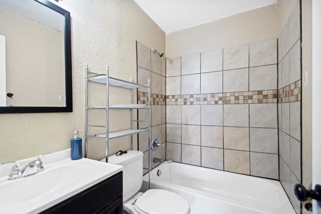 8005 Woodhaven Drive, Little Rock, AR 72209