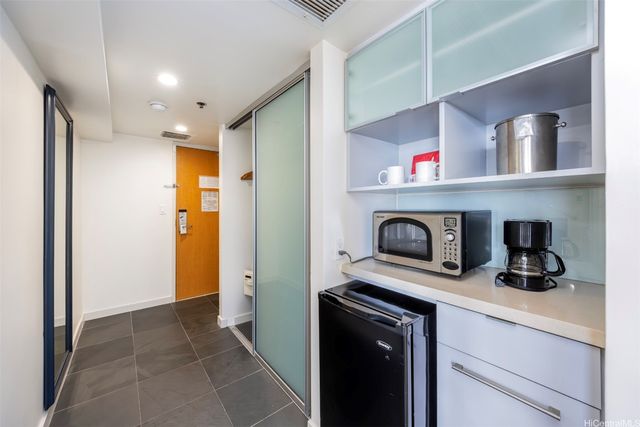 410 Atkinson Drive 3008, Honolulu, HI 96814