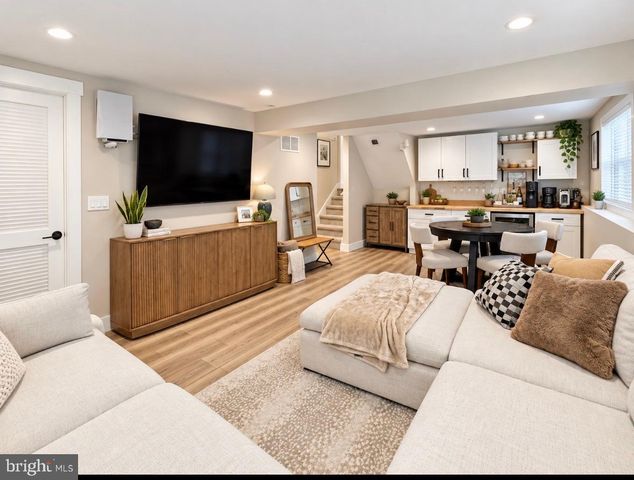 63 CHARLES BOSSERT DR, Bordentown, NJ 08505