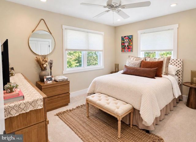 63 CHARLES BOSSERT DR, Bordentown, NJ 08505