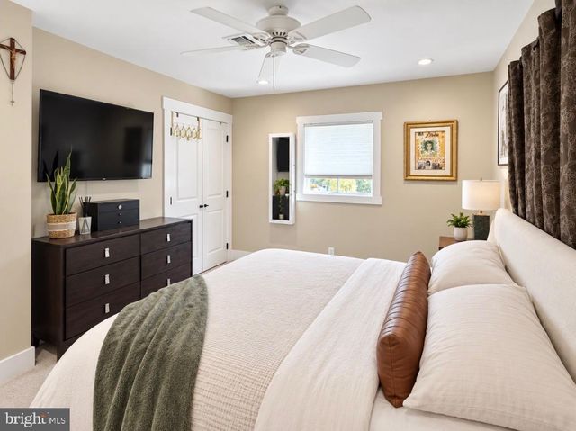 63 CHARLES BOSSERT DR, Bordentown, NJ 08505