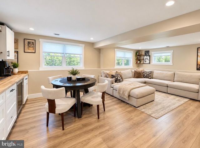63 CHARLES BOSSERT DR, Bordentown, NJ 08505