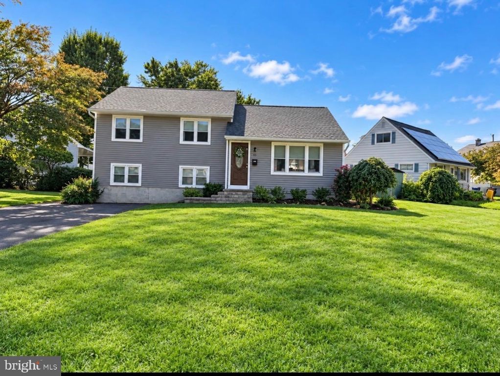 63 CHARLES BOSSERT DR, Bordentown, NJ 08505 — exterior