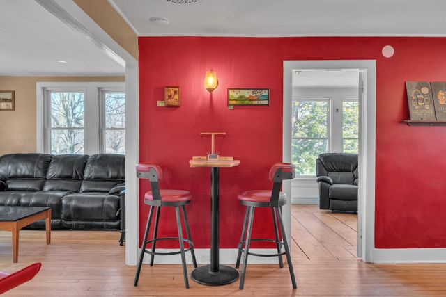 208 Main Street, Cambridge, VT 05444