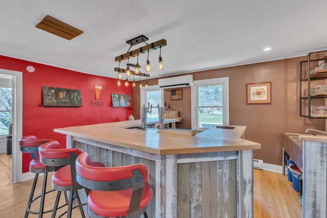 208 Main Street, Cambridge, VT 05444