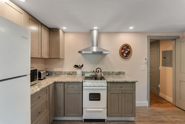 208 Main Street, Cambridge, VT 05444