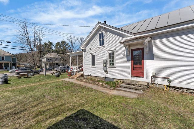 208 Main Street, Cambridge, VT 05444