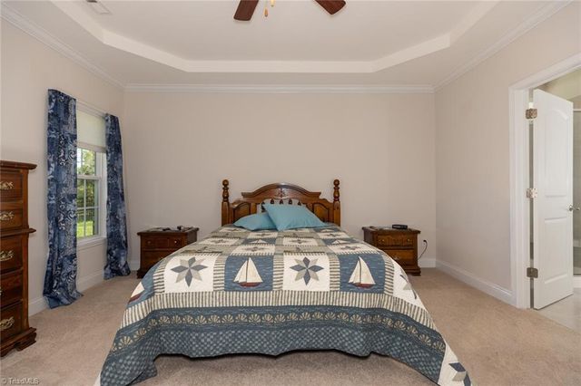411 Freemont Drive, Thomasville, NC 27360