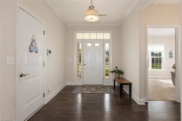 411 Freemont Drive, Thomasville, NC 27360