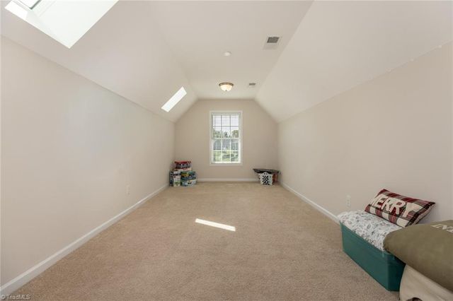 411 Freemont Drive, Thomasville, NC 27360