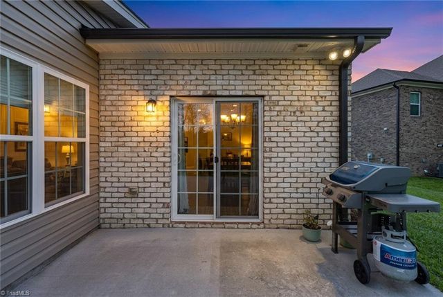 411 Freemont Drive, Thomasville, NC 27360