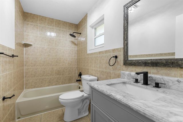 4112 NW 78th Lane, Coral Springs, FL 33065