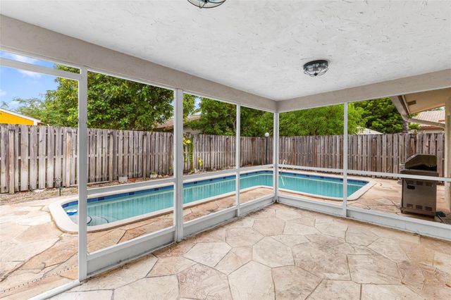 4112 NW 78th Lane, Coral Springs, FL 33065
