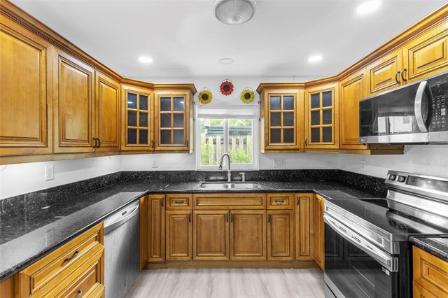 4112 NW 78th Lane, Coral Springs, FL 33065