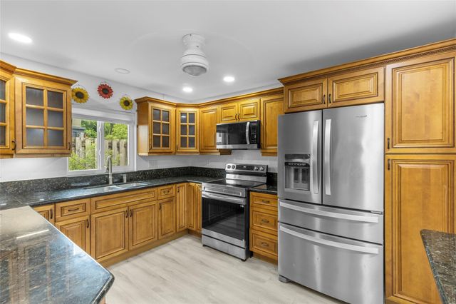 4112 NW 78th Lane, Coral Springs, FL 33065