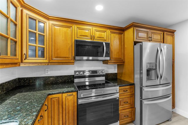 4112 NW 78th Lane, Coral Springs, FL 33065