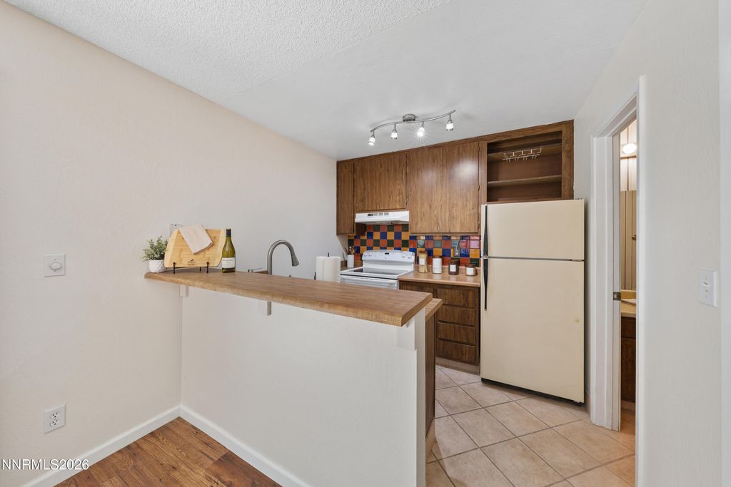 Image 6 of property listing at 4997 Reggie Road, Reno, NV 89502