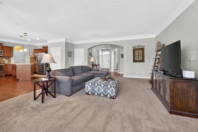 635 Sandhill Court, Delaware, OH 43015