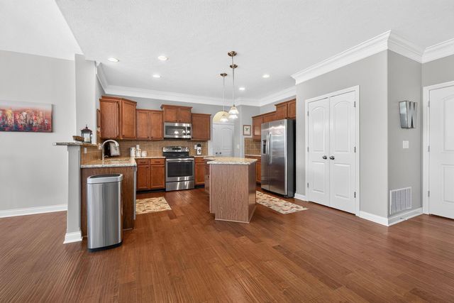 635 Sandhill Court, Delaware, OH 43015