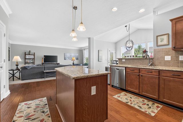 635 Sandhill Court, Delaware, OH 43015
