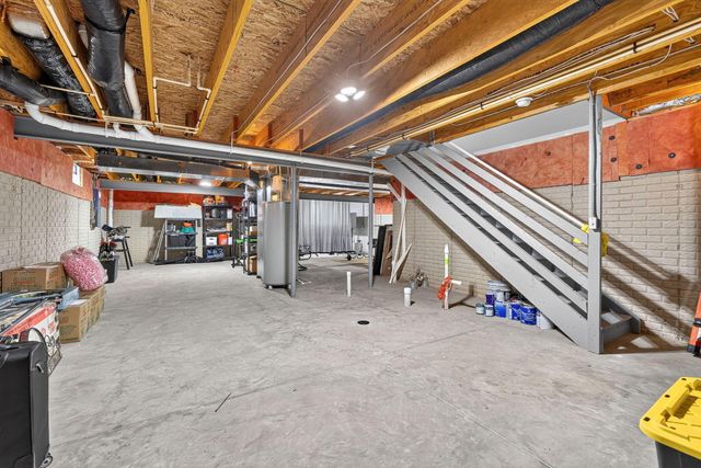 635 Sandhill Court, Delaware, OH 43015